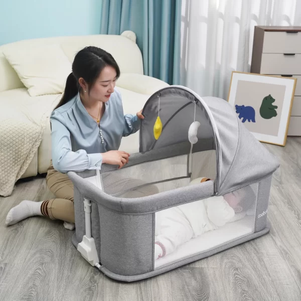 Wholesale Adjustable High Quality Electric Baby Crib Bed to Bedside Bassinet with Wheels - 图片 3