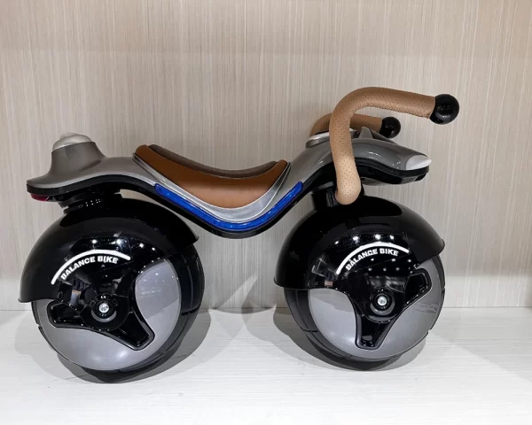 Ready-to-Ride Kids' Scooter Sliding Car No Assembly Full-Body Paint with Lights Ride on Car, Wholesale - 图片 4
